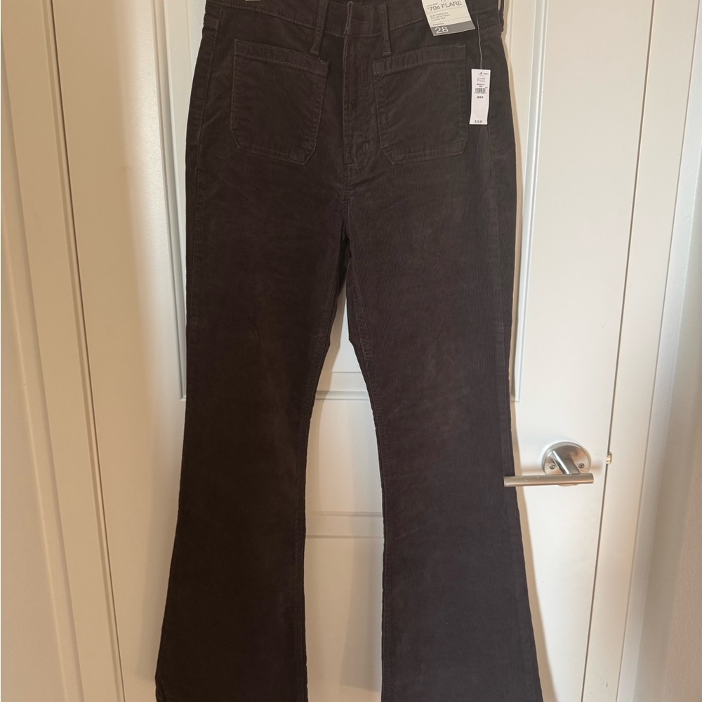 NWT Gap High Rise 70’s Flare Corduroy Pants (Size 28R)